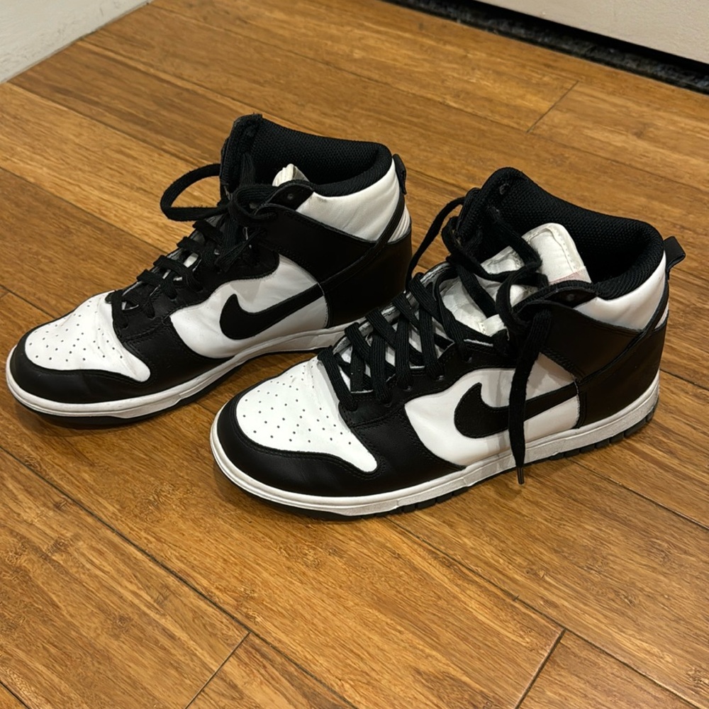 Nike shoes